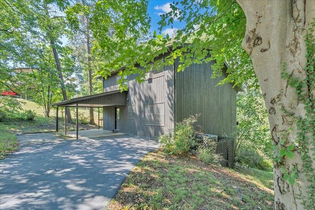 3067 Green Hill DR, Salem, VA 24153