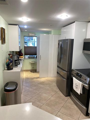 4031 N Cypress Dr 101, Pompano Beach, FL 33069