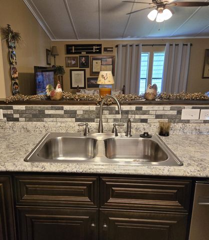 3037 SE 27th Street, Okeechobee, FL 34974