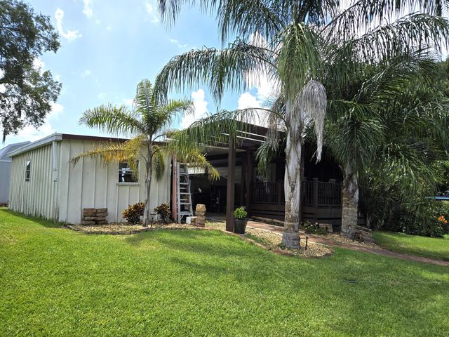 3037 SE 27th Street, Okeechobee, FL 34974