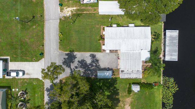 3037 SE 27th Street, Okeechobee, FL 34974