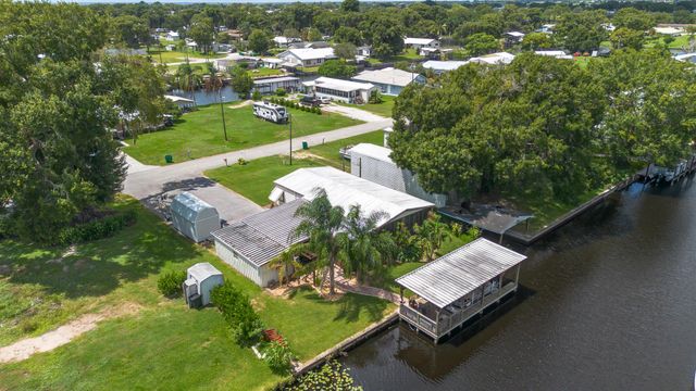 3037 SE 27th Street, Okeechobee, FL 34974