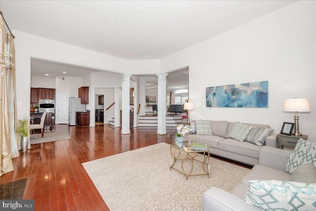 11117 POTOMAC OAKS DR, Rockville, MD 20850
