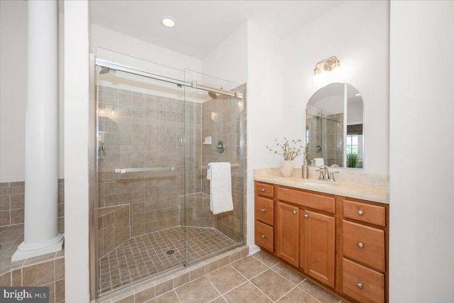 11117 POTOMAC OAKS DR, Rockville, MD 20850