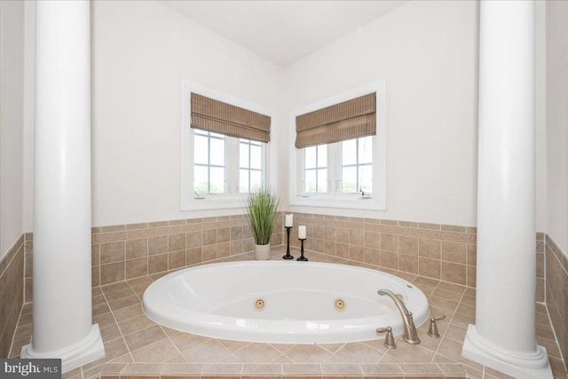 11117 POTOMAC OAKS DR, Rockville, MD 20850