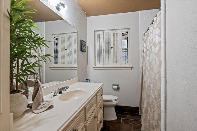 1803 Edgehill Road, Pasadena, TX 77502