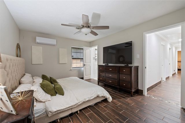 1803 Edgehill Road, Pasadena, TX 77502