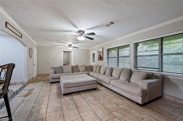 1803 Edgehill Road, Pasadena, TX 77502