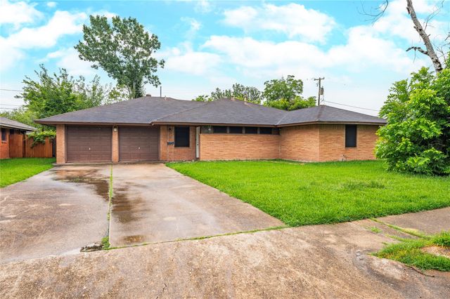 1803 Edgehill Road, Pasadena, TX 77502