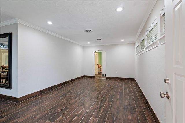 1803 Edgehill Road, Pasadena, TX 77502