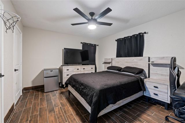 1803 Edgehill Road, Pasadena, TX 77502