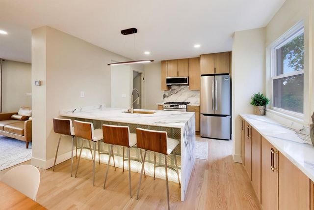 406 South Boulevard C, Evanston, IL 60202
