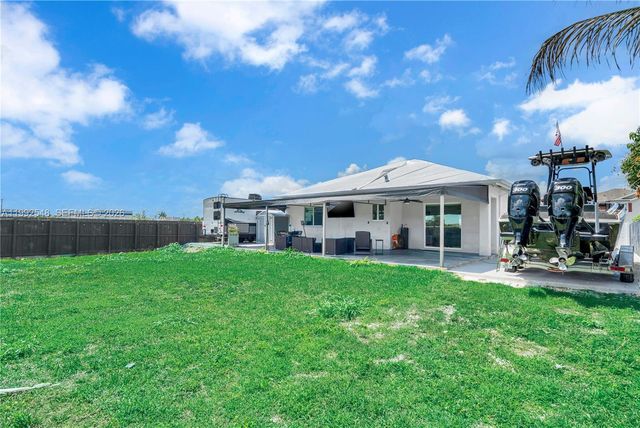 30775 SW 158th Path A, Homestead, FL 33033