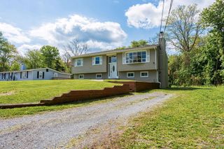5 Idlewild Drive, Poughkeepsie, NY 12601