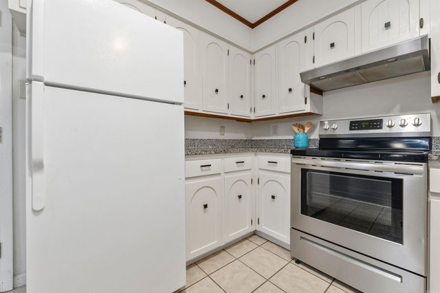 8628 Woodridge Drive, Sherwood, AR 72120