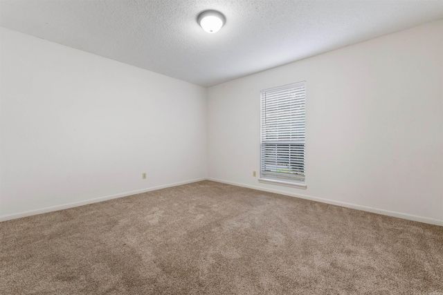 8628 Woodridge Drive, Sherwood, AR 72120