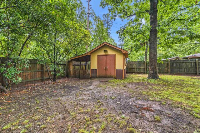 8628 Woodridge Drive, Sherwood, AR 72120