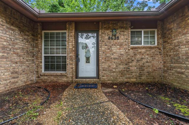 8628 Woodridge Drive, Sherwood, AR 72120