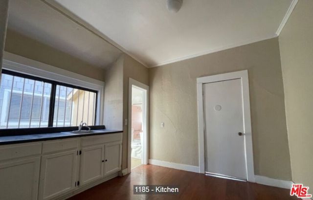 1185 N Normandie Avenue, Los Angeles, CA 90029