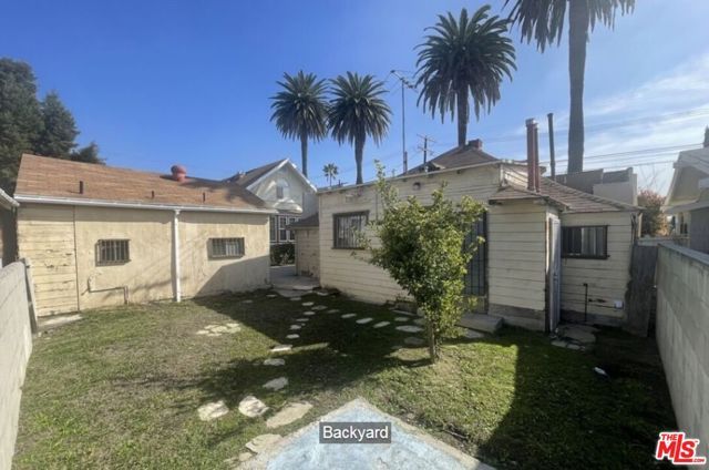 1185 N Normandie Avenue, Los Angeles, CA 90029