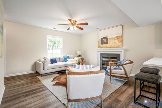 930 Admiral Gravely Blvd, Henrico, VA 23231