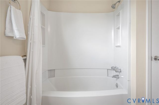 930 Admiral Gravely Blvd, Henrico, VA 23231