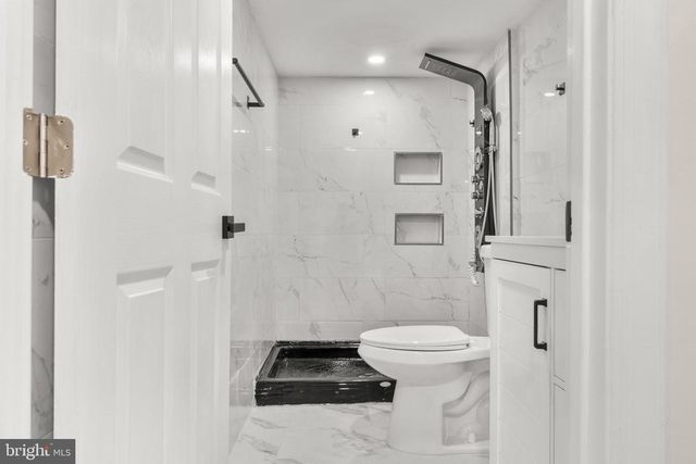 5516 CATHARINE ST, Philadelphia, PA 19143