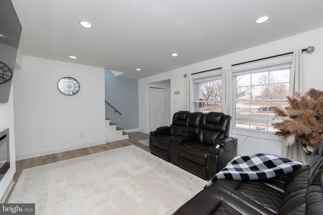 126 ROCKLAND DR, Willingboro, NJ 08046