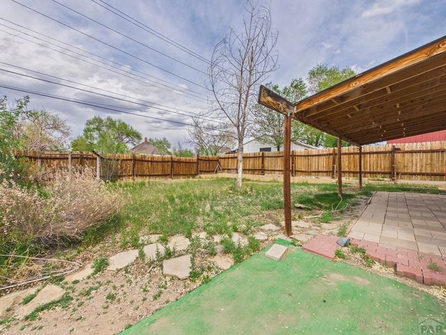 807 E 12th St, Pueblo, CO 81001