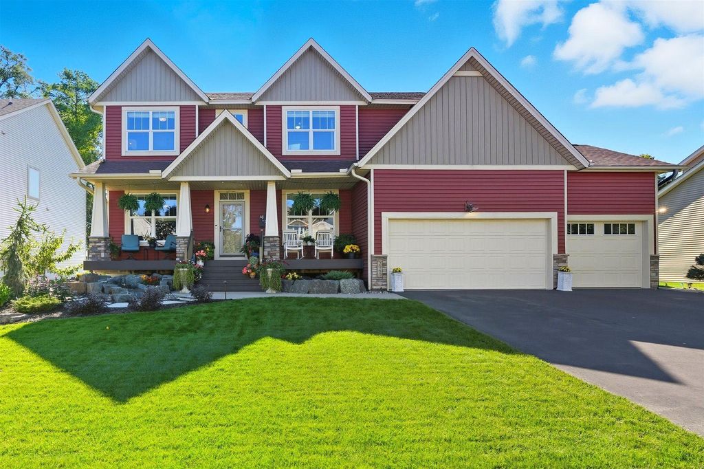 2960 129th Avenue NE, Blaine, MN 55449