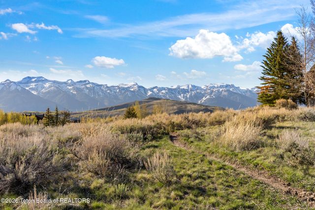 1735 N HARVEST DANCE Road, Jackson, WY 83001