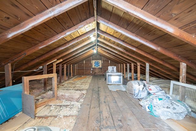 2114 Lane Avenue, Elkhart, IN 46517