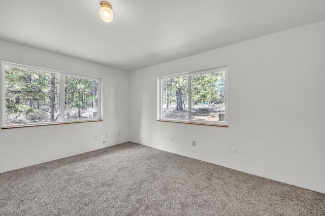 16506 Sprague Loop, La Pine, OR 97739