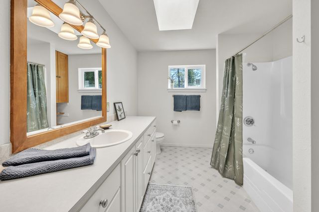 16506 Sprague Loop, La Pine, OR 97739