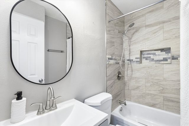 6331 Fenway Street, Dallas, TX 75217