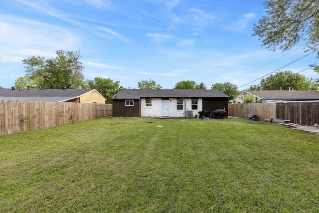 6331 Fenway Street, Dallas, TX 75217