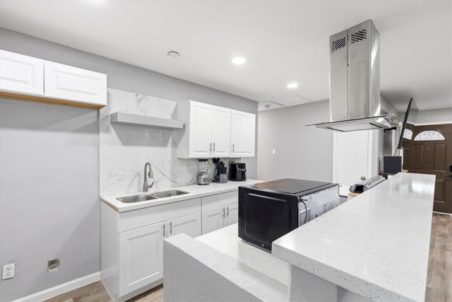 6331 Fenway Street, Dallas, TX 75217