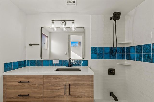 2695 N Mccarn Road, Palm Springs, CA 92262