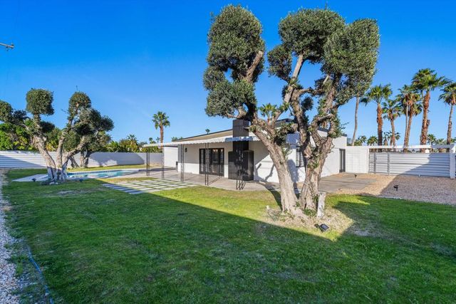 2695 N Mccarn Road, Palm Springs, CA 92262