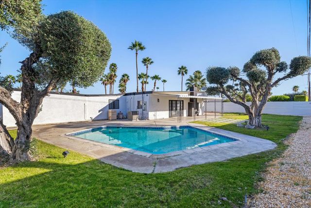 2695 N Mccarn Road, Palm Springs, CA 92262