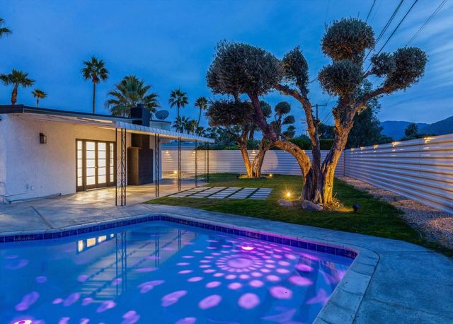 2695 N Mccarn Road, Palm Springs, CA 92262