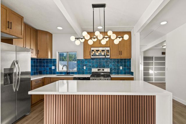 2695 N Mccarn Road, Palm Springs, CA 92262