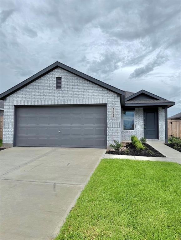 28818 Texas Sparrow Ln, Hockley, TX 77447