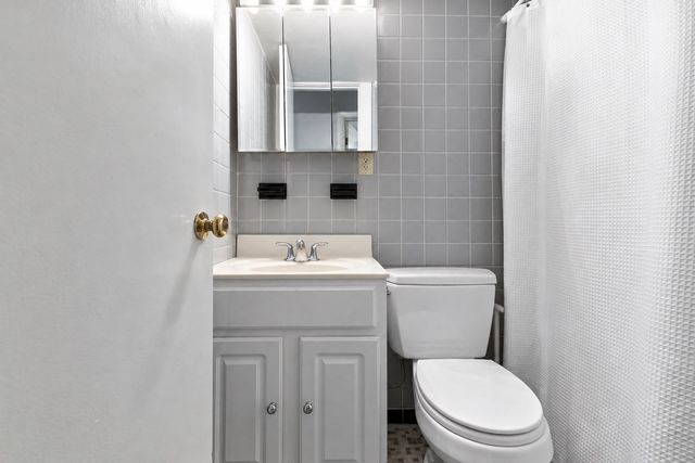 26 Commonwealth Terrace 7, Boston, MA 02135