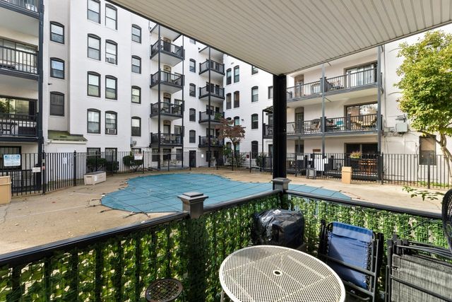 26 Commonwealth Terrace 7, Boston, MA 02135