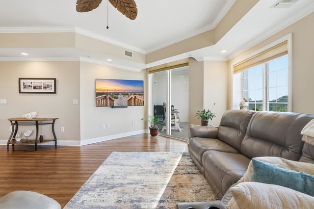 9547 Edgerton Dr Apt 402, Myrtle Beach, SC 29572