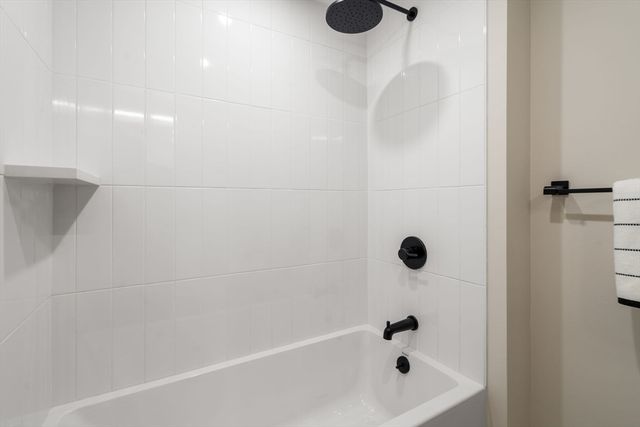 100 Lincoln Street 306, Boston, MA 02135