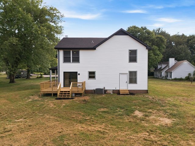 1817 Holloway Cir, Murfreesboro, TN 37127