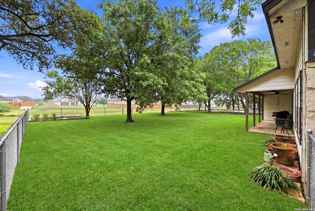 141 Village Path, Castroville, TX 78009