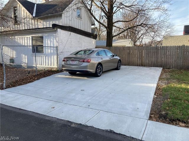3100 Hancock Avenue, Cleveland, OH 44113